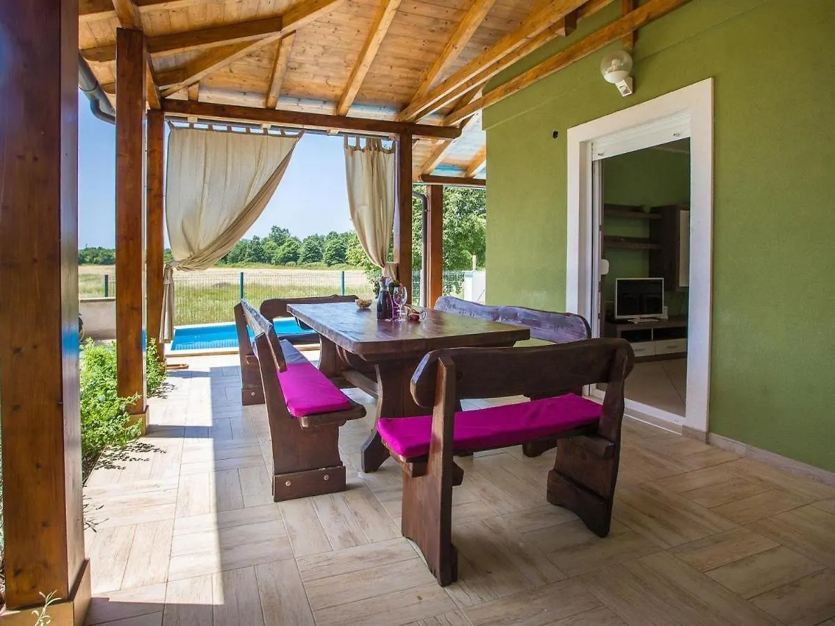 Holiday Home Tanja Pula