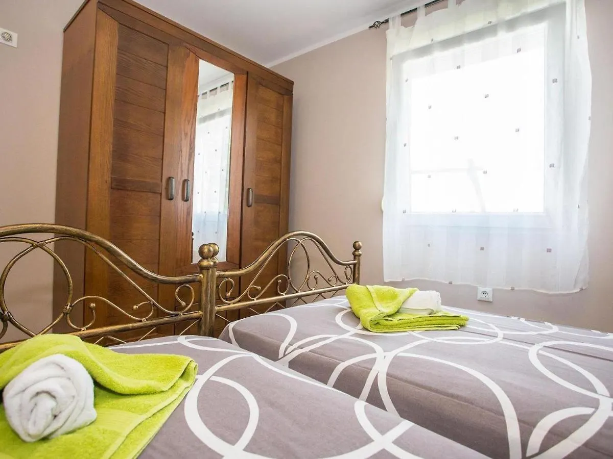 Holiday Home Tanja Pula