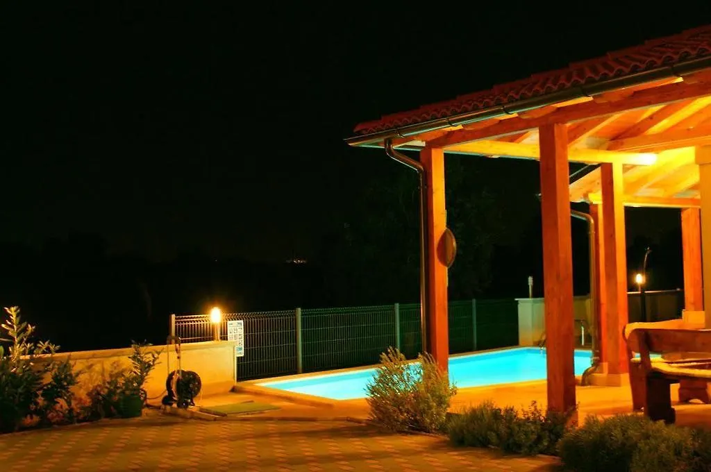 Holiday Home Tanja Pula