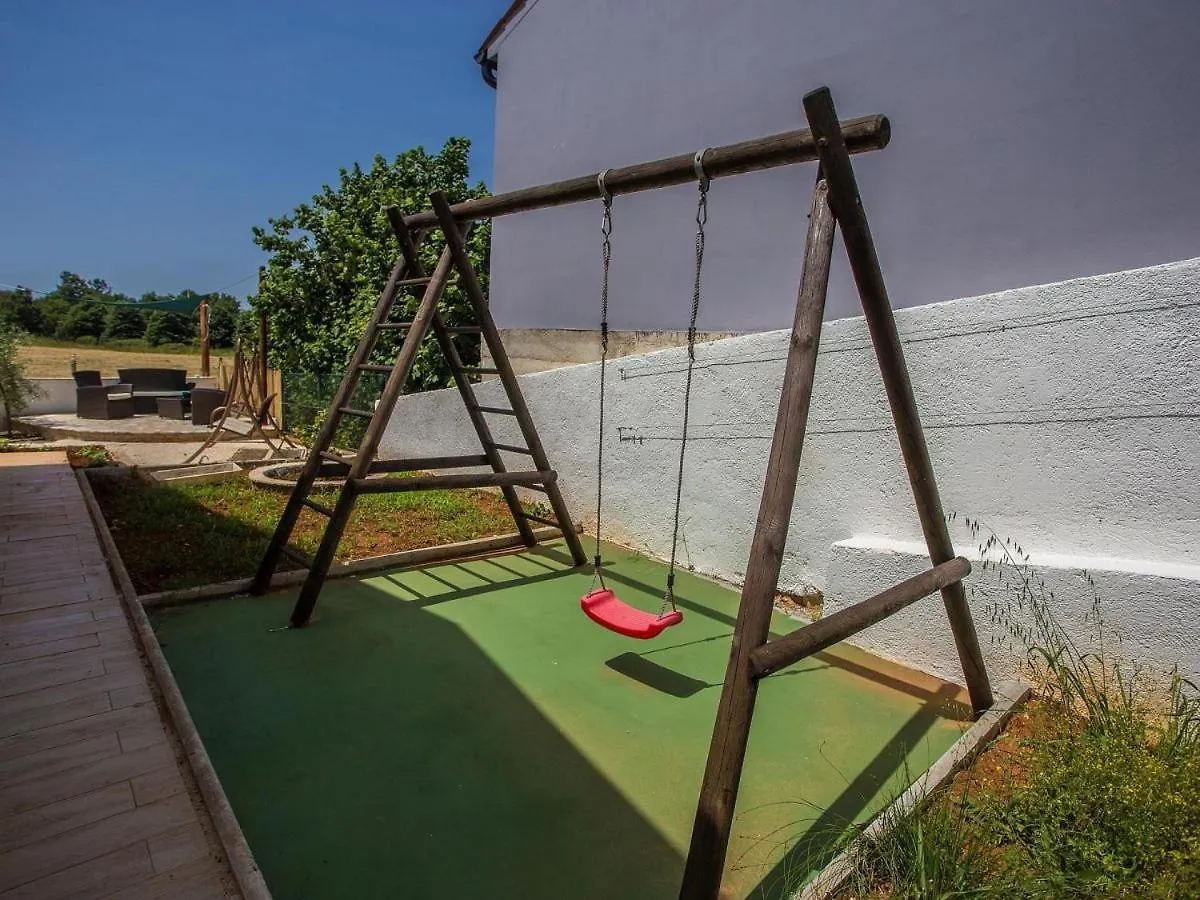 Holiday Home Tanja Pula 0*,  Croatia
