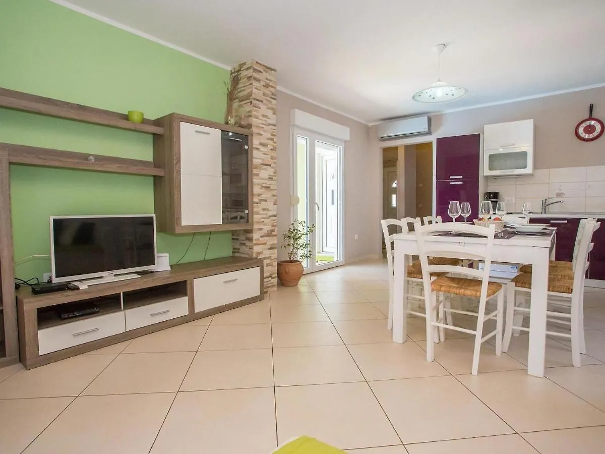 Holiday Home Tanja Pula