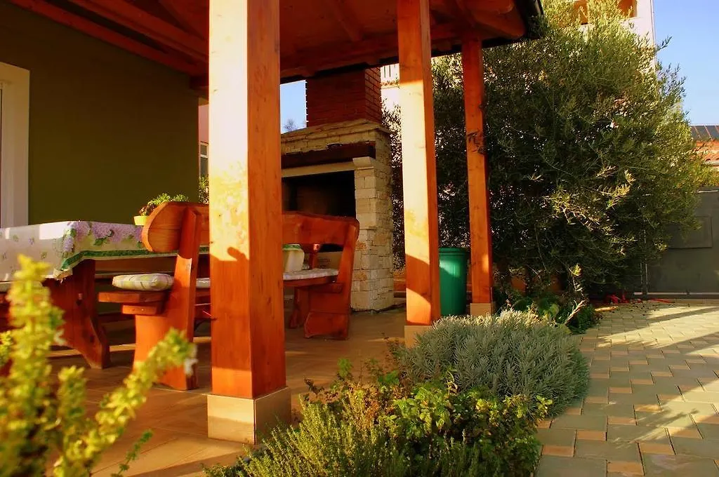 Holiday Home Tanja Pula