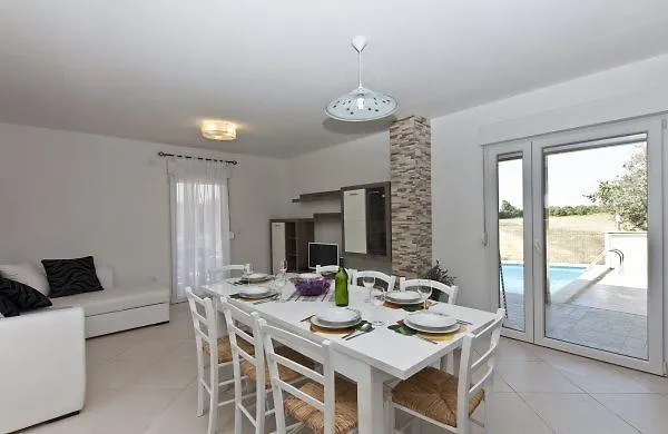 Holiday Home Tanja Pula