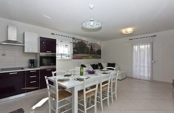 Holiday Home Tanja Pula Croatia